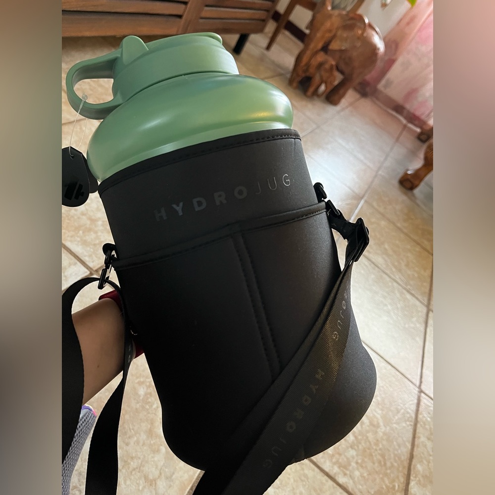HYDROJUG | SAGE GALLON JUG WITH BLACK POLY SLEEVE (NWT)